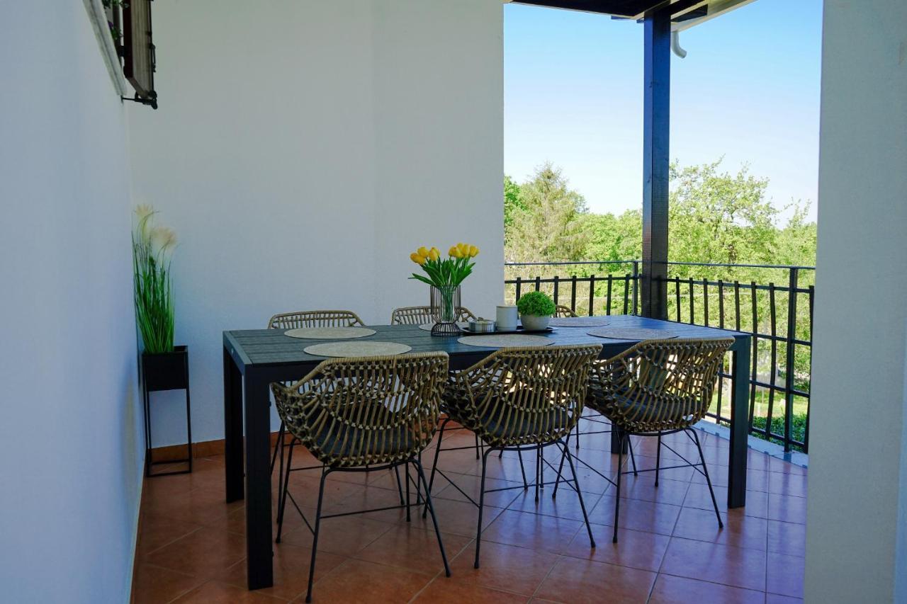 Leon With Private Pool Vila Sveti Petar u Sumi Exterior foto